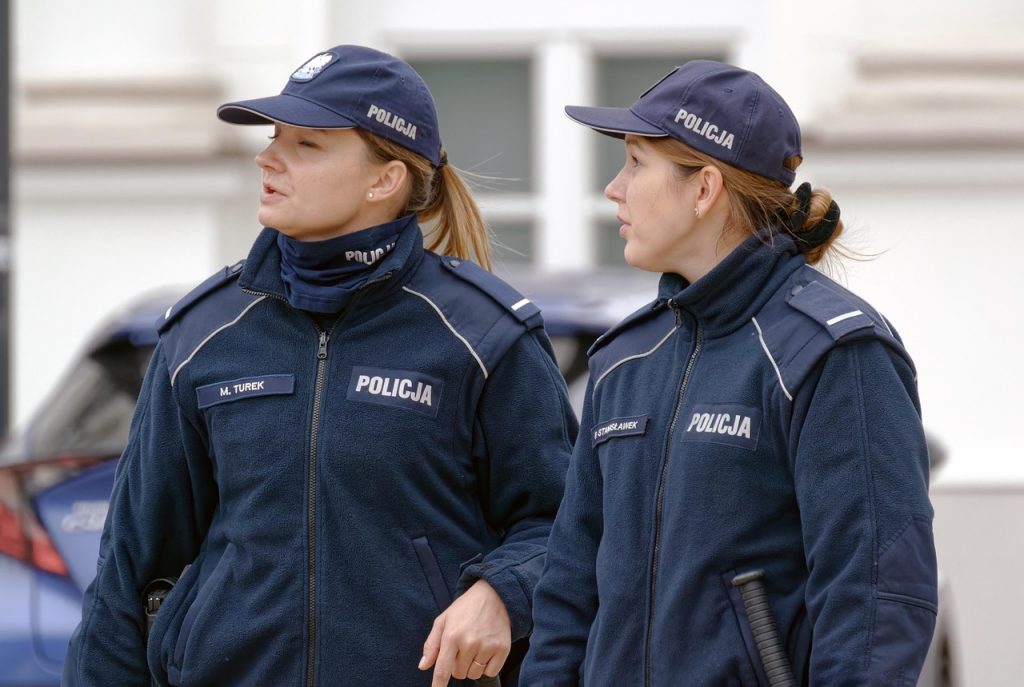 Kann man wirklich verliebt sein ohne sich persönlich zu treffen Erfahrungen von Dating Coaches