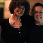 Wie man ein gefälschtes virtuelles Romantik Profil erkennt ein kurzer Lesestoff