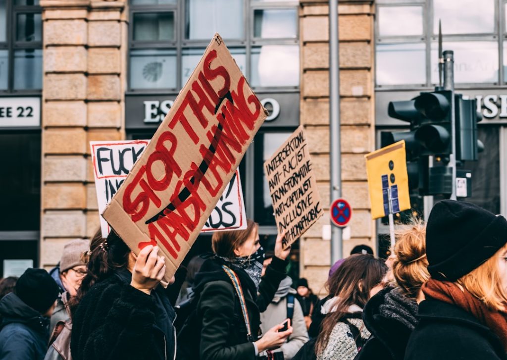 Wahre Geschichten über anonymes Flirten für schüchterne Menschen