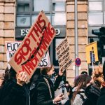 Wahre Geschichten über anonymes Flirten für schüchterne Menschen