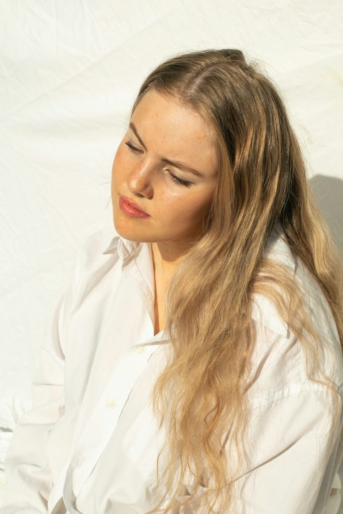 Selbstbewusst Flirten ohne zu viel preiszugeben